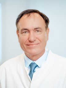 Dr. med. Holger Schmitt Dr. med. Holger Schmitt